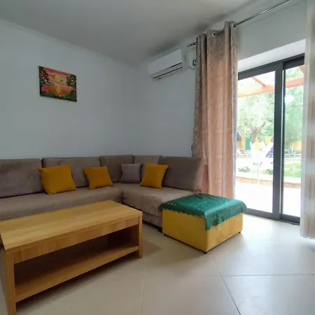 Enri Apartment