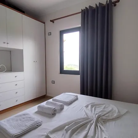 Apartment Enri *